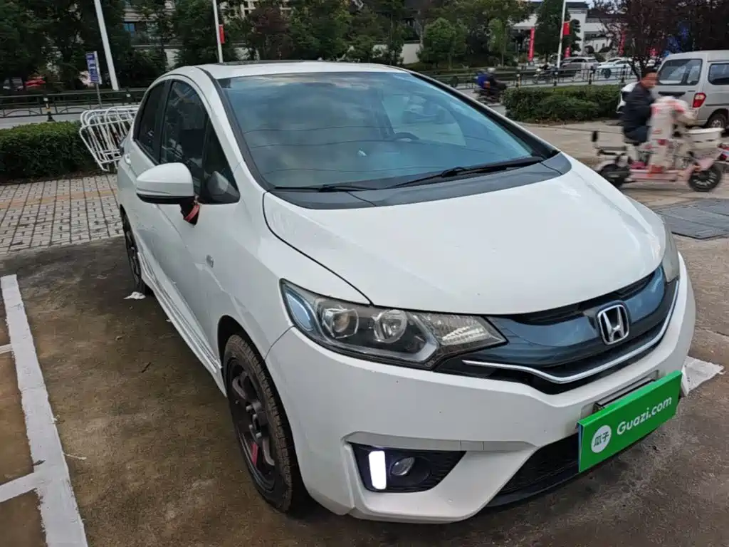 Honda Fit — фото 3