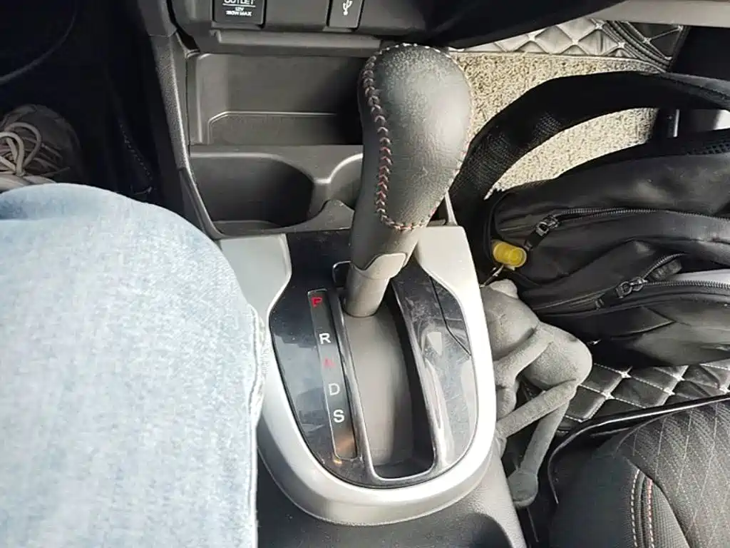 Honda Fit — фото 13