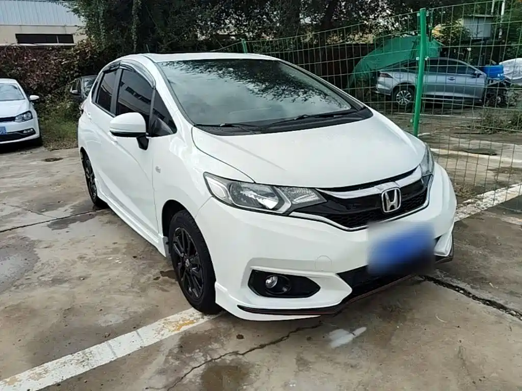 Honda Fit — фото 3