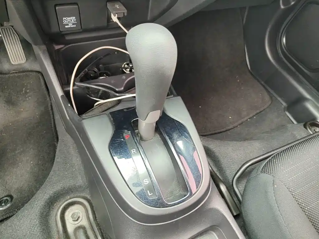 Honda Fit — фото 13