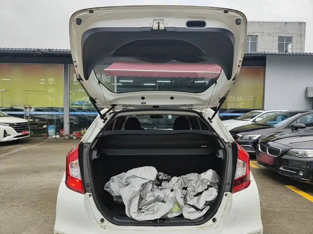 Honda Fit — фото 18