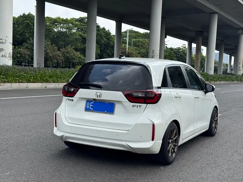 Honda Fit — фото 3