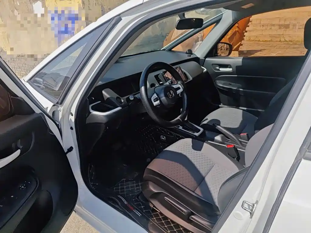Honda Fit — фото 13