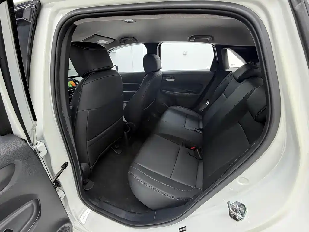 Honda Fit — фото 13