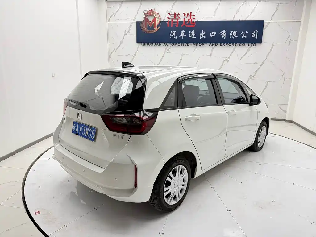 Honda Fit — фото 6
