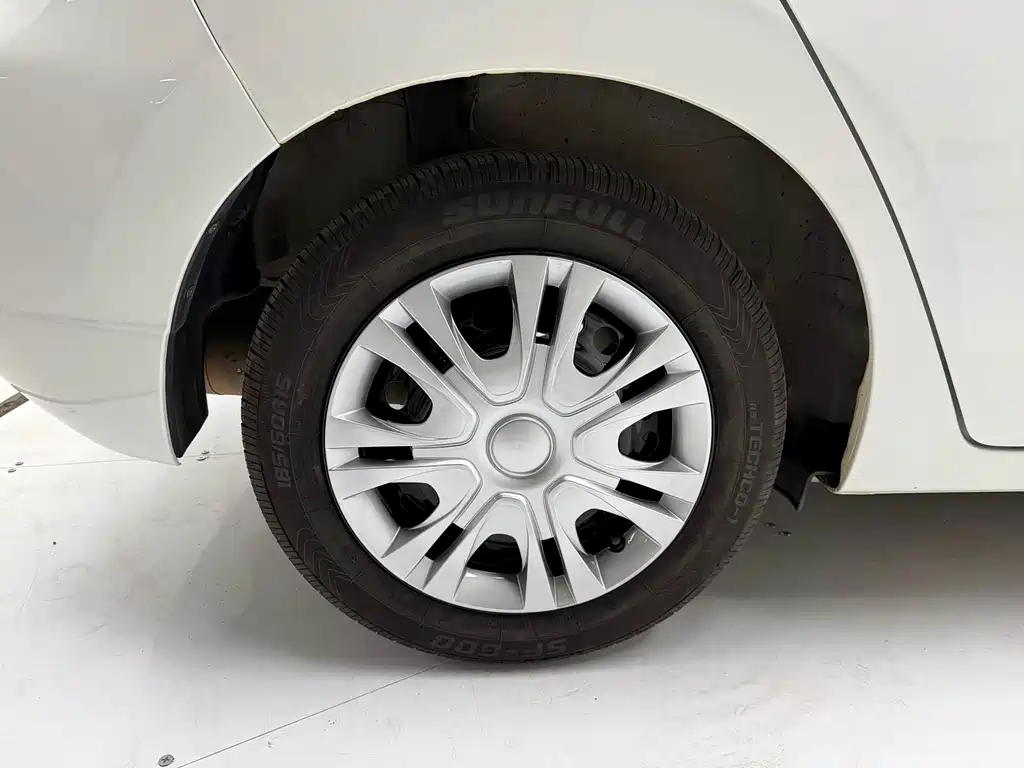 Honda Fit — фото 8