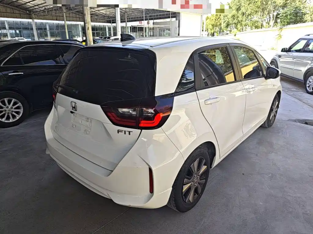 Honda Fit — фото 6