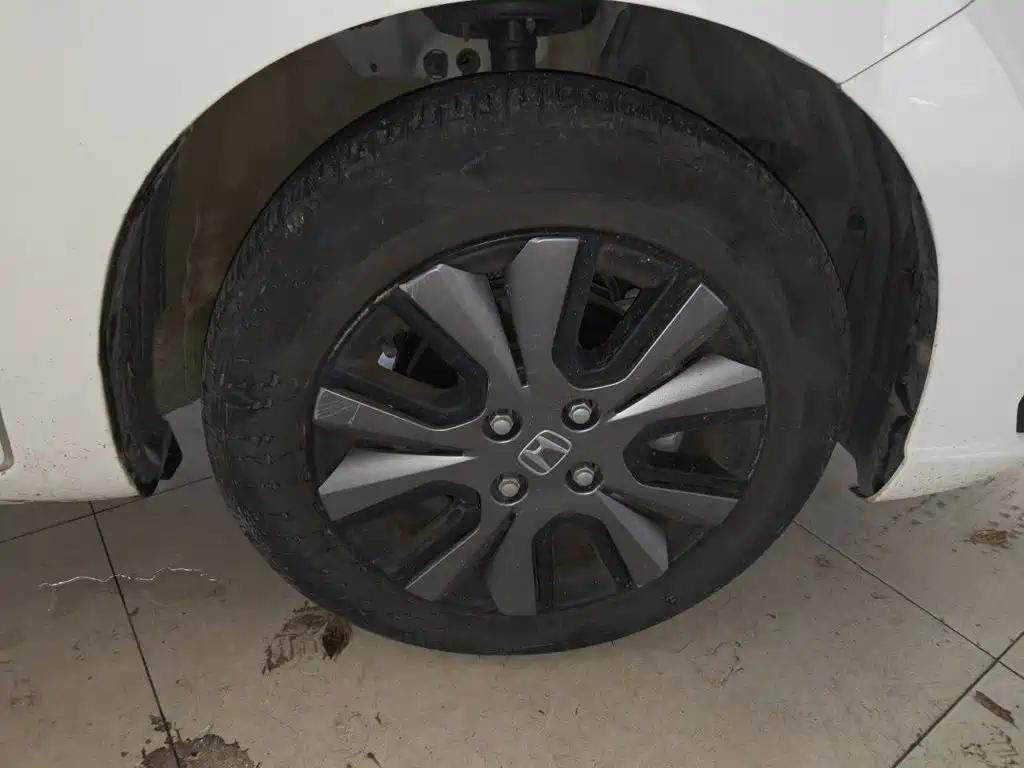 Honda Fit — фото 24