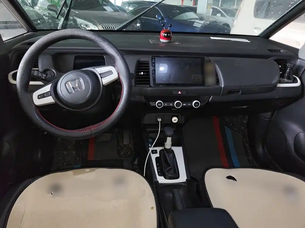 Honda Fit — фото 5