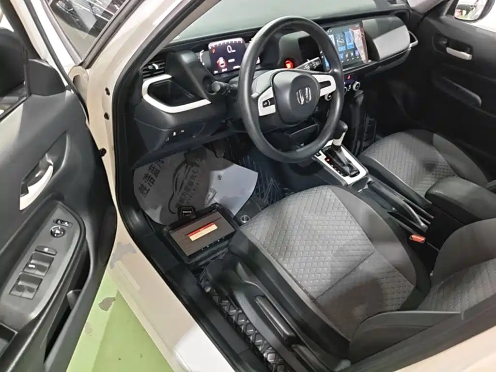 Honda Fit — фото 15