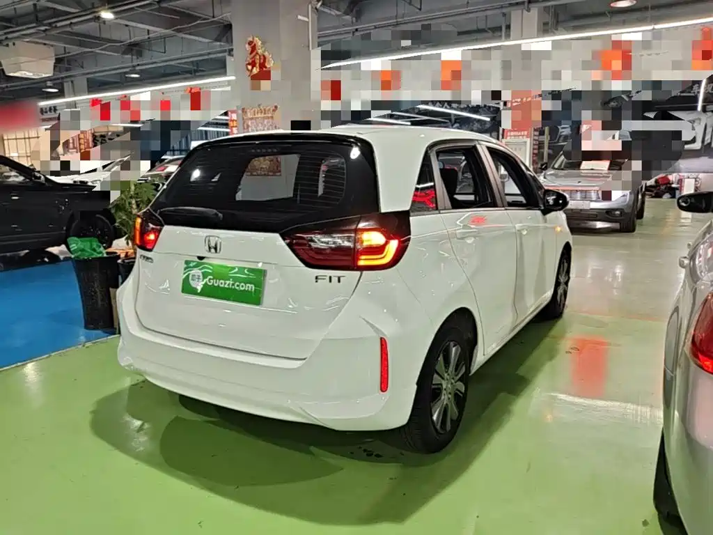 Honda Fit — фото 6