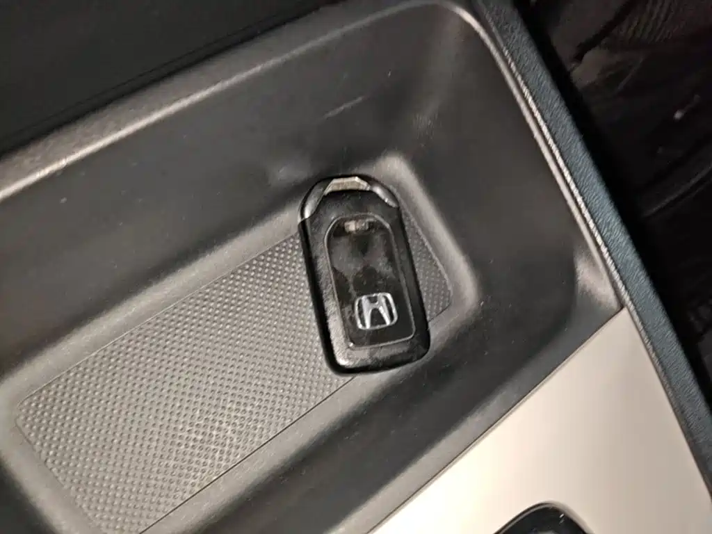 Honda Fit — фото 8