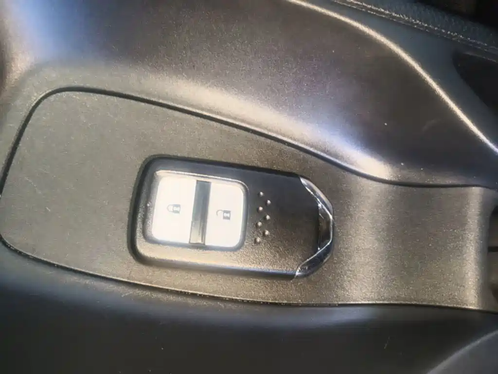 Honda Fit — фото 8