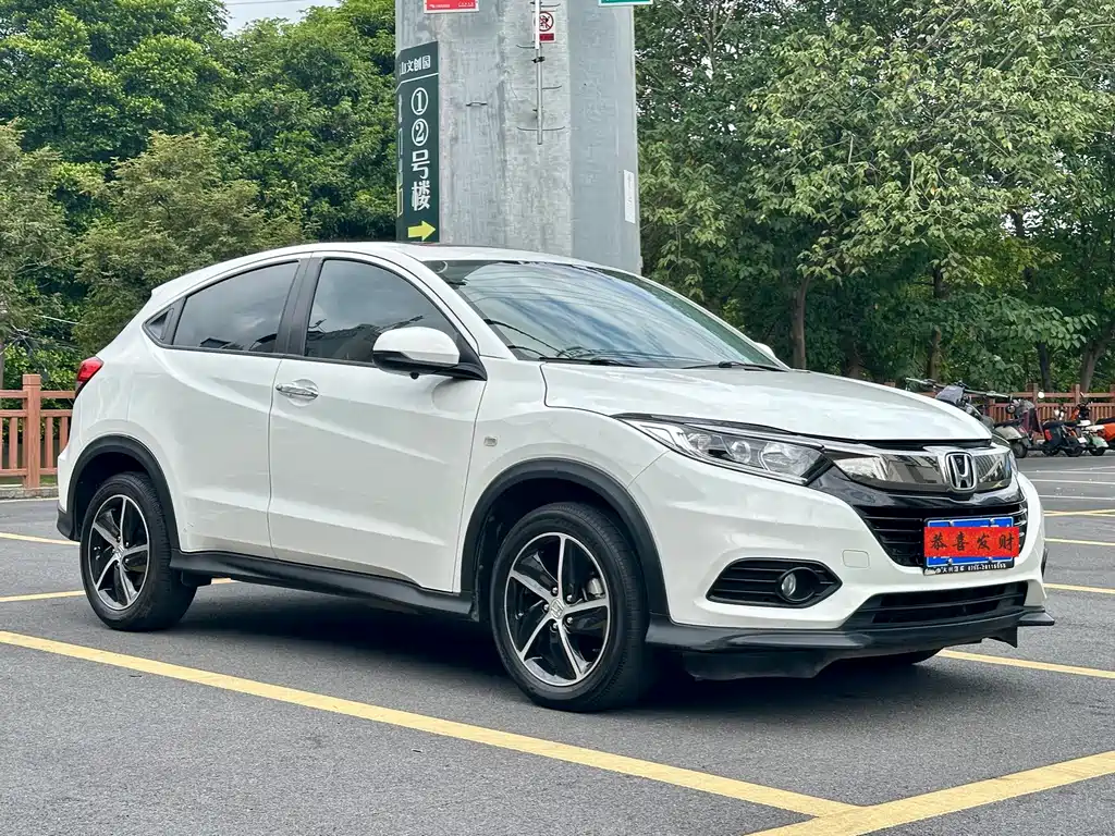 Honda Vezel — фото 3