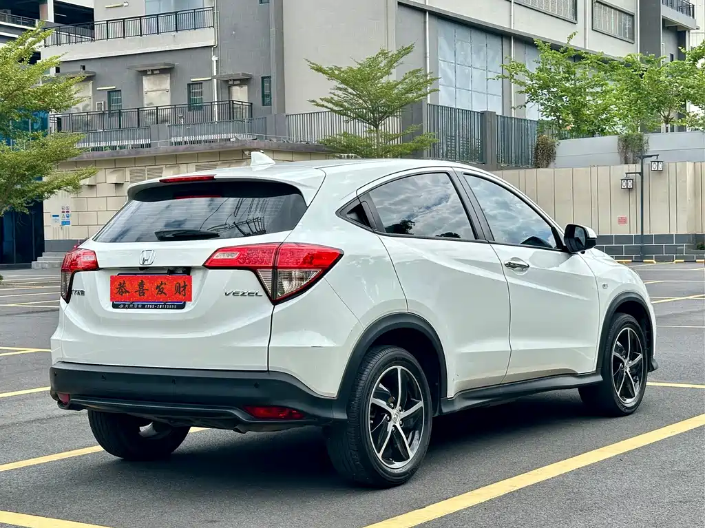 Honda Vezel — фото 7