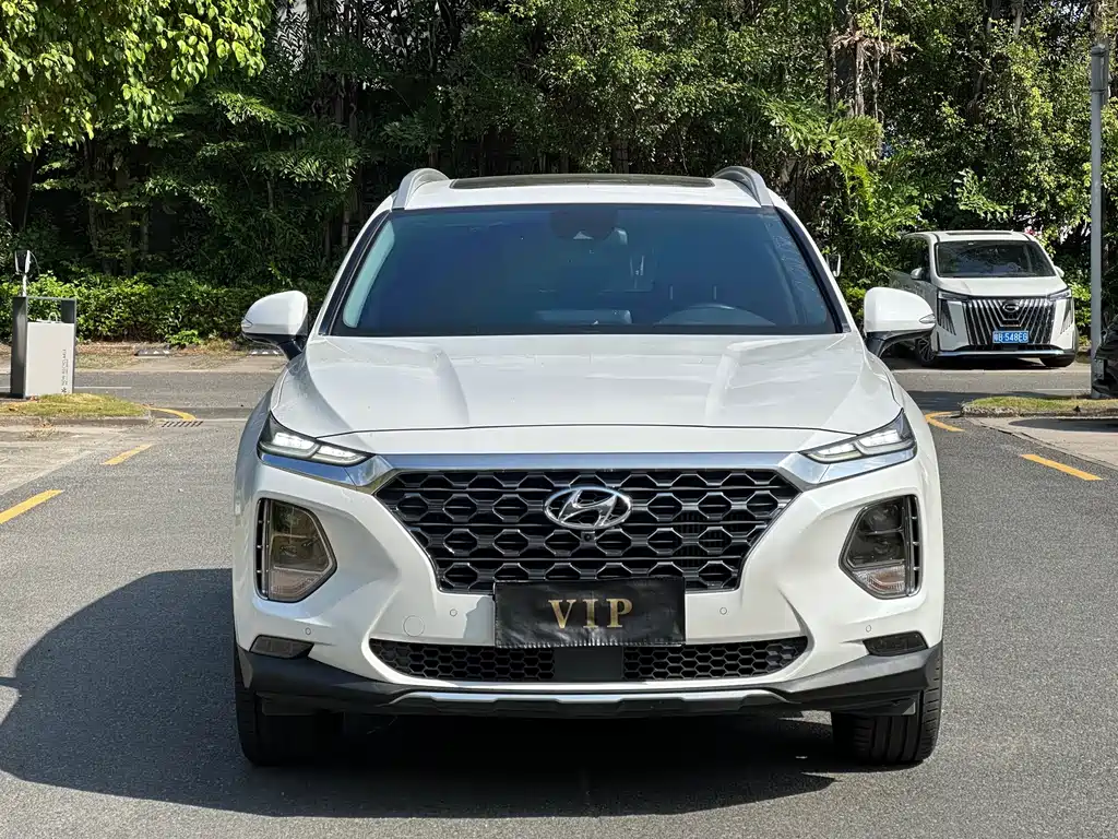 Hyundai Santa Fe — фото 2