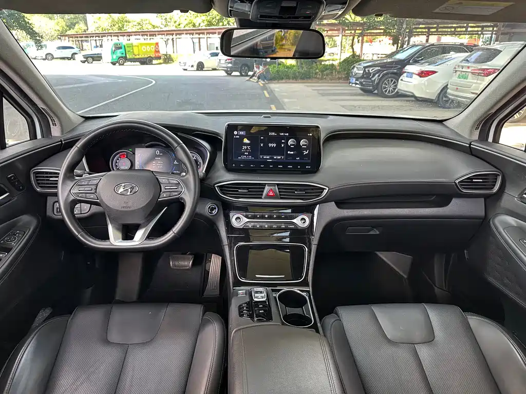 Hyundai Santa Fe — фото 10