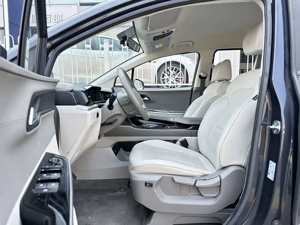 Hyundai Custo — фото 9