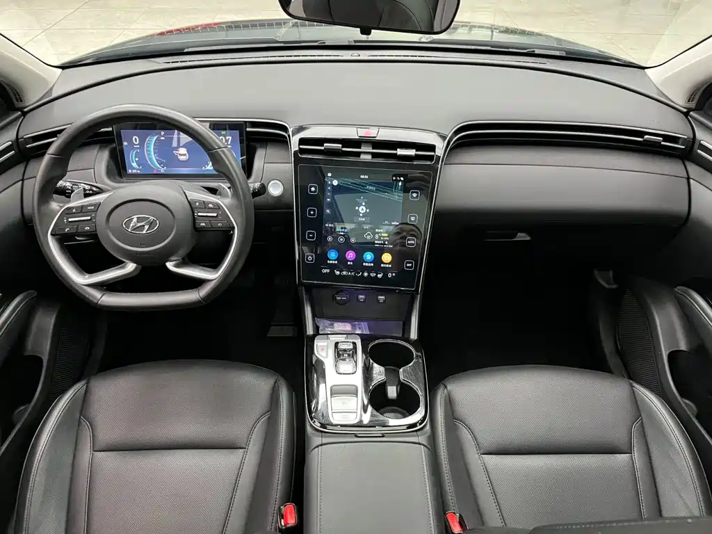 Hyundai Tucson — фото 7