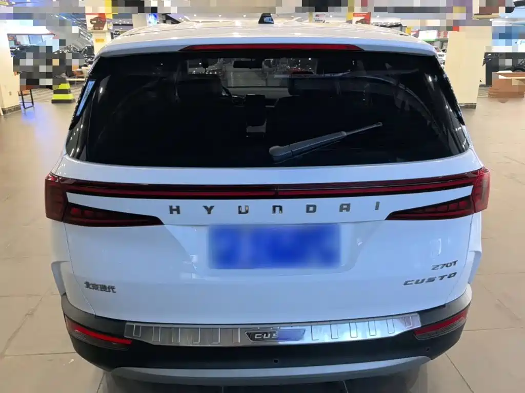 Hyundai Custo — фото 5