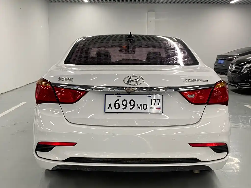 Hyundai Mistra — фото 13