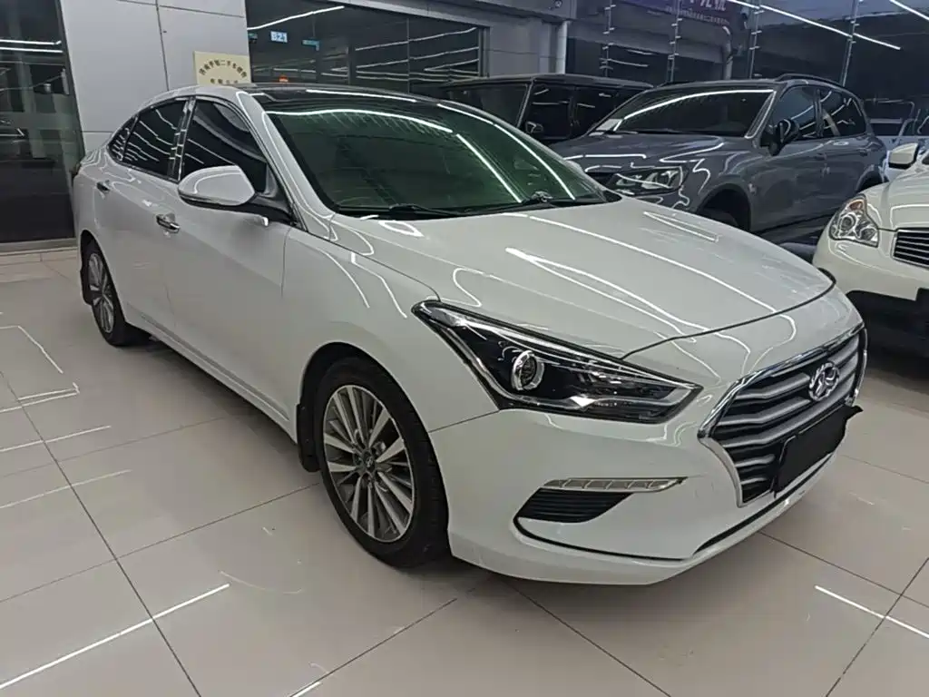 Hyundai Mistra — фото 3