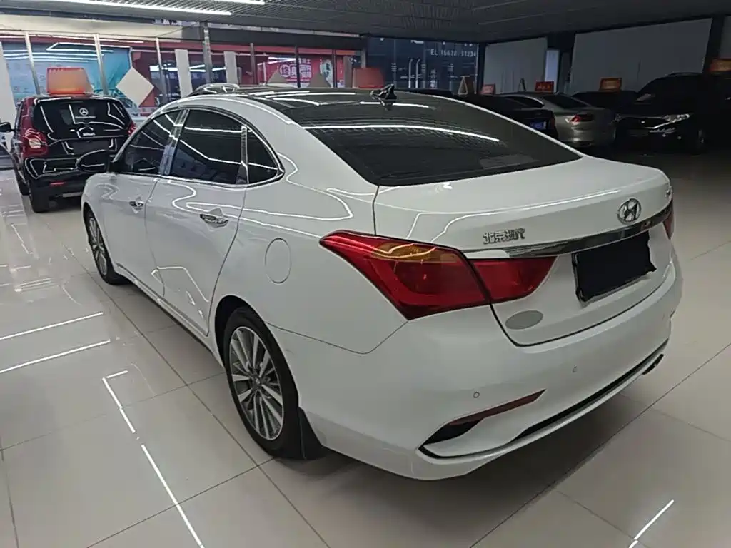 Hyundai Mistra — фото 4