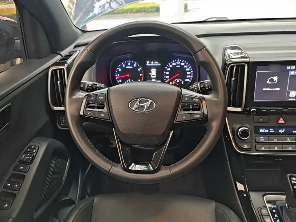 Hyundai ix35 — фото 10