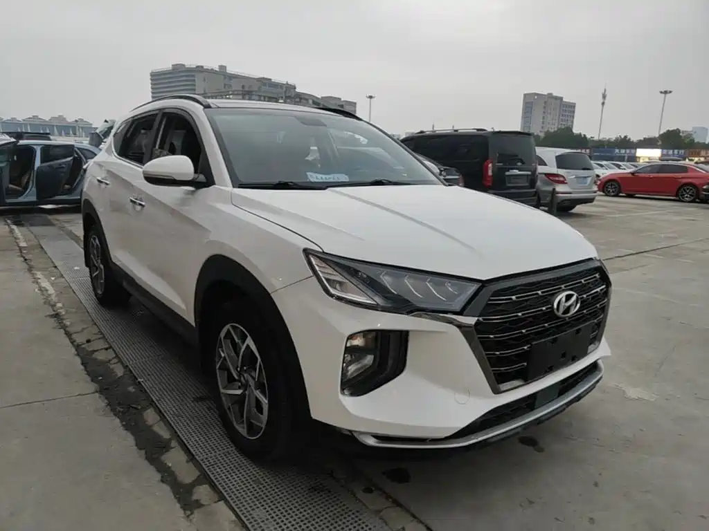 Hyundai Tucson — фото 3