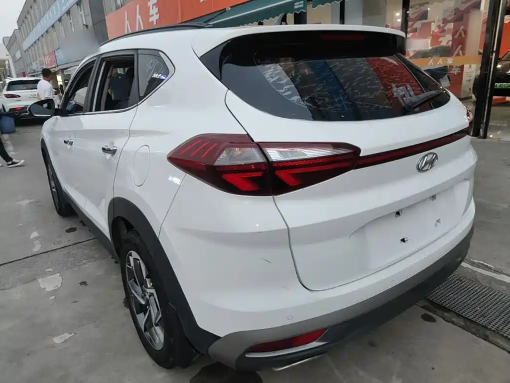Hyundai Tucson — фото 4