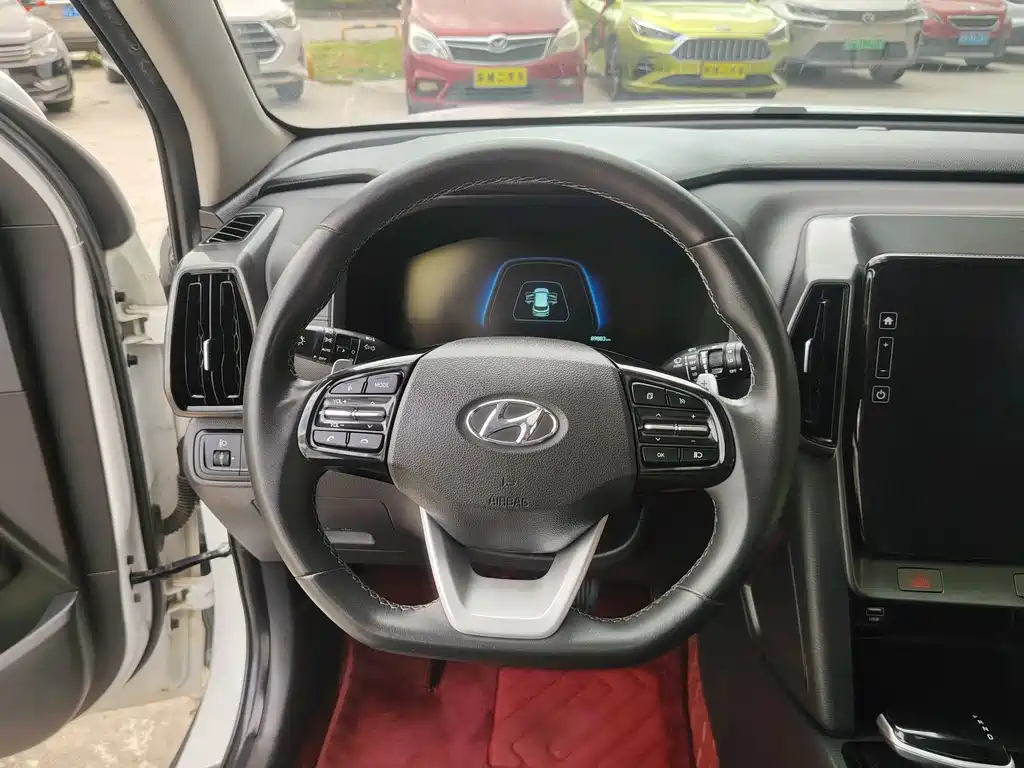 Hyundai ix35 — фото 13