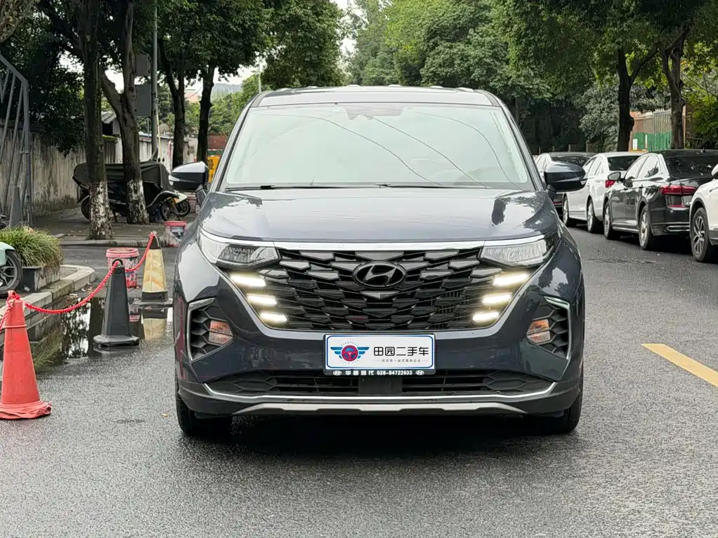 Hyundai Custo — фото 2