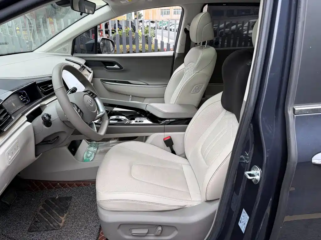 Hyundai Custo — фото 8
