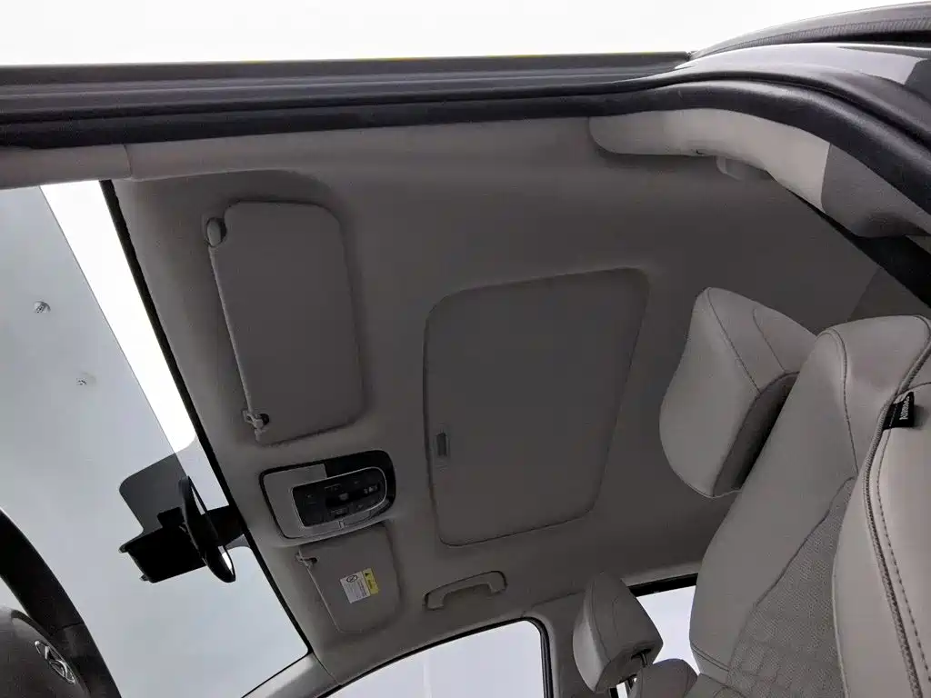 Hyundai Custo — фото 14