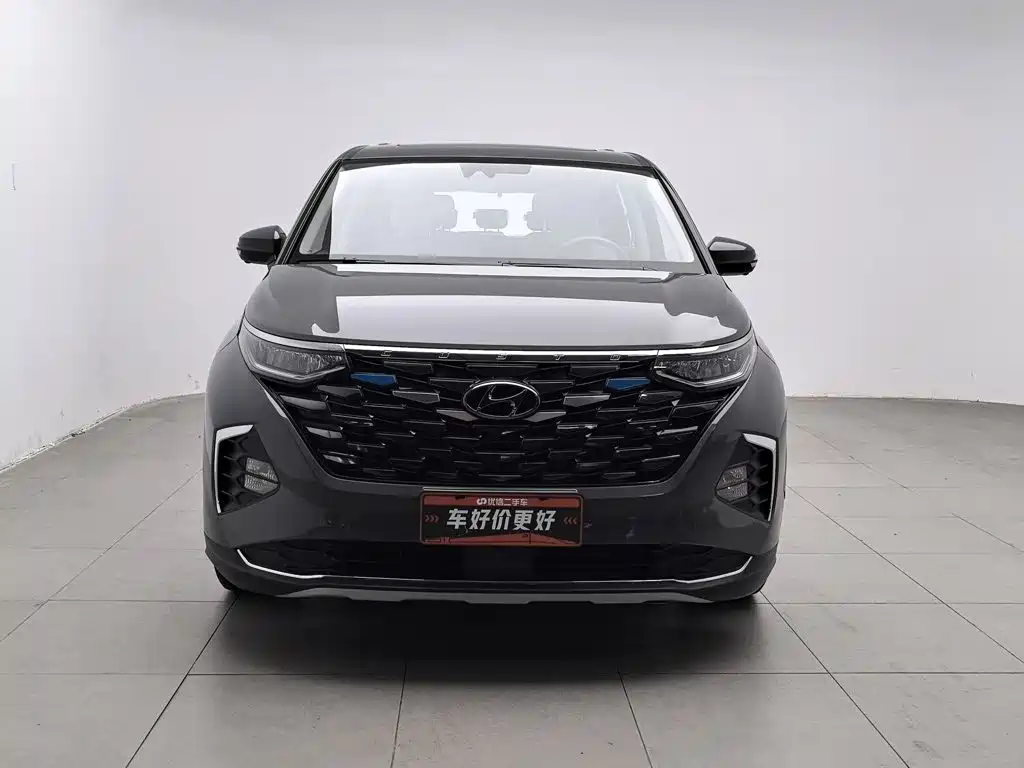 Hyundai Custo — фото 3