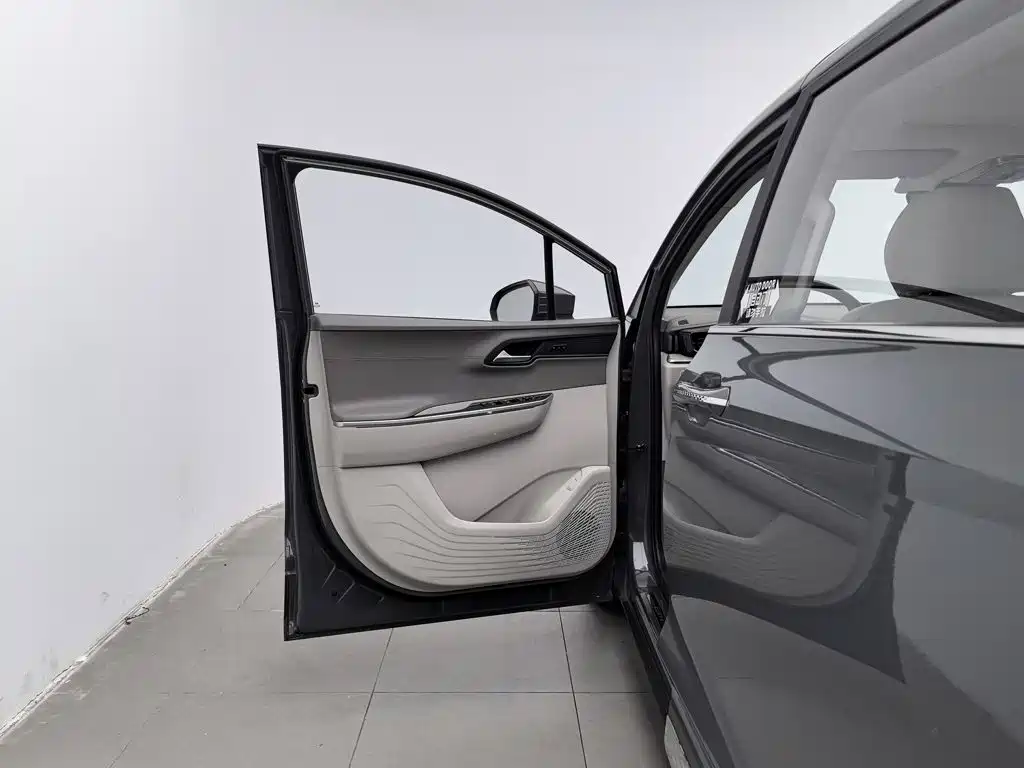 Hyundai Custo — фото 8