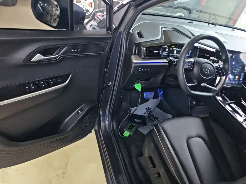 Hyundai Custo — фото 15