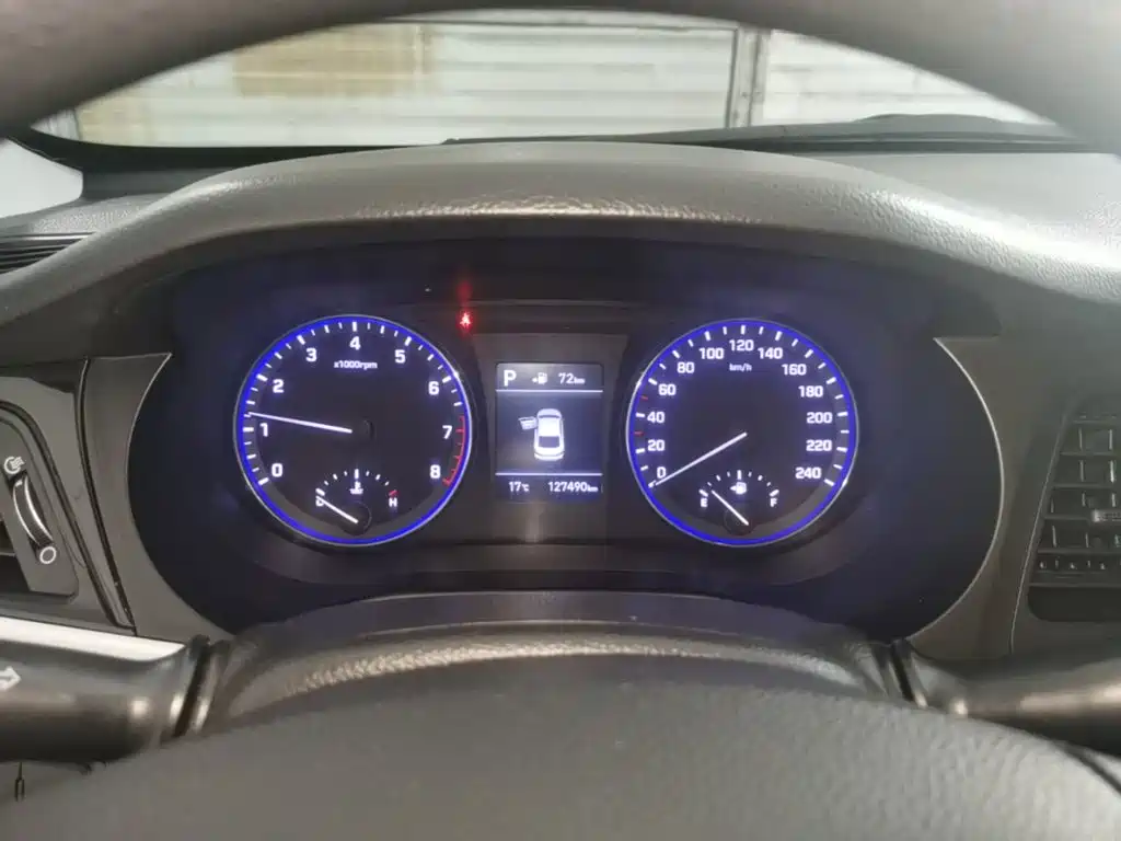 Hyundai Mistra — фото 11