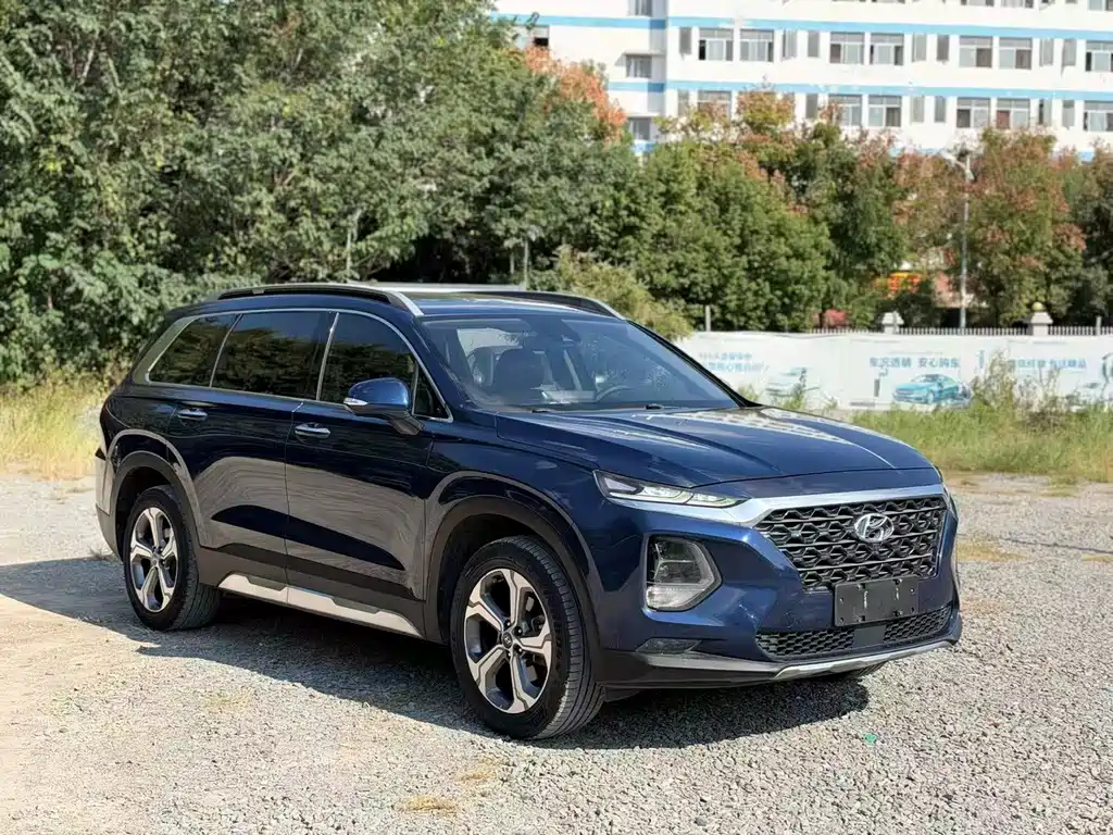 Hyundai Santa Fe — фото 3