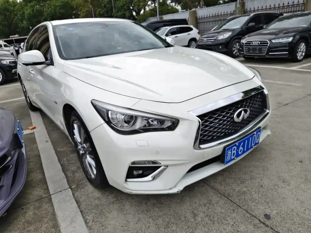 Infiniti Q50L — фото 2
