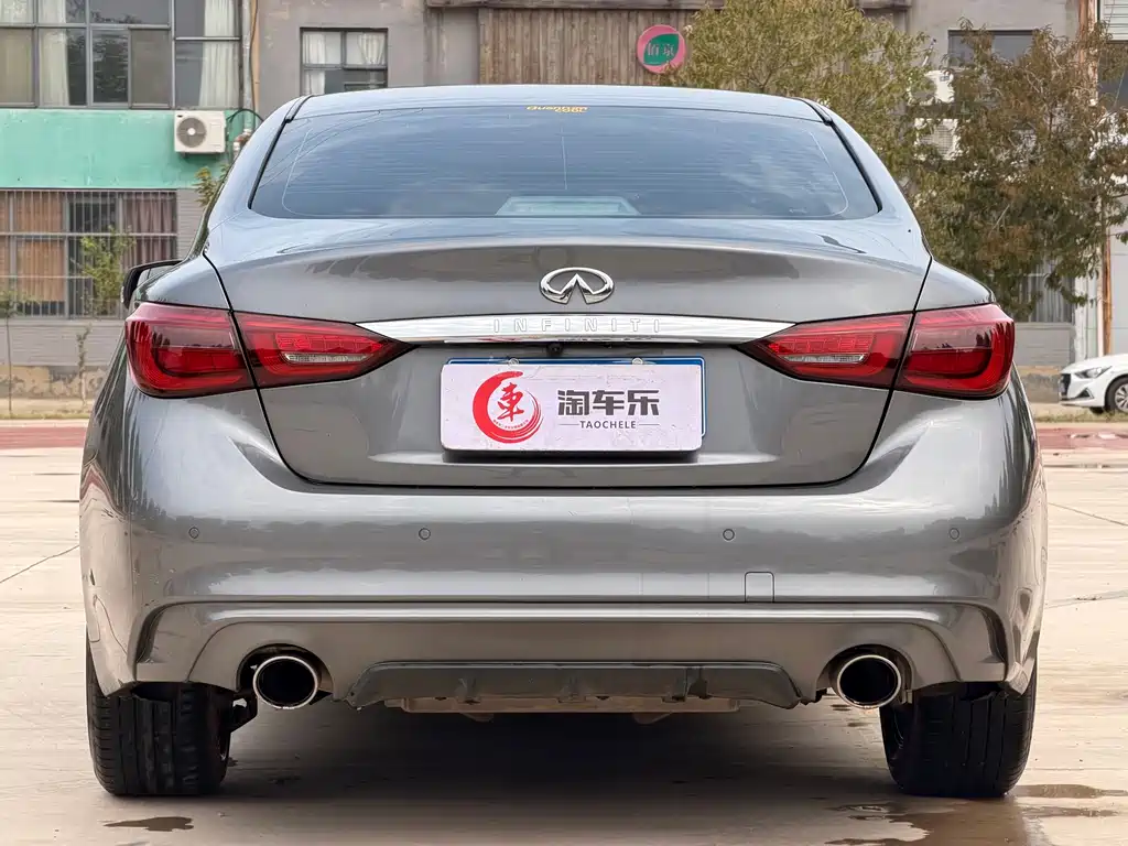 Infiniti Q50L — фото 17