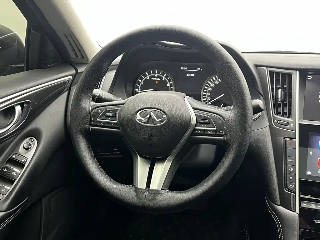 Infiniti Q50L — фото 18