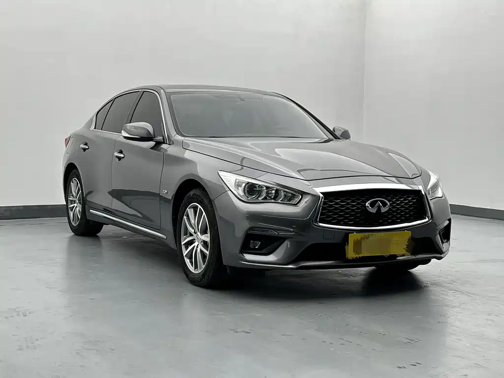 Infiniti Q50L — фото 3