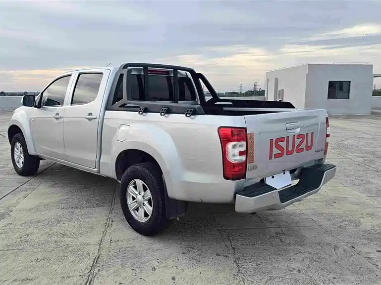Isuzu RE-MAX Ruimai — фото 9