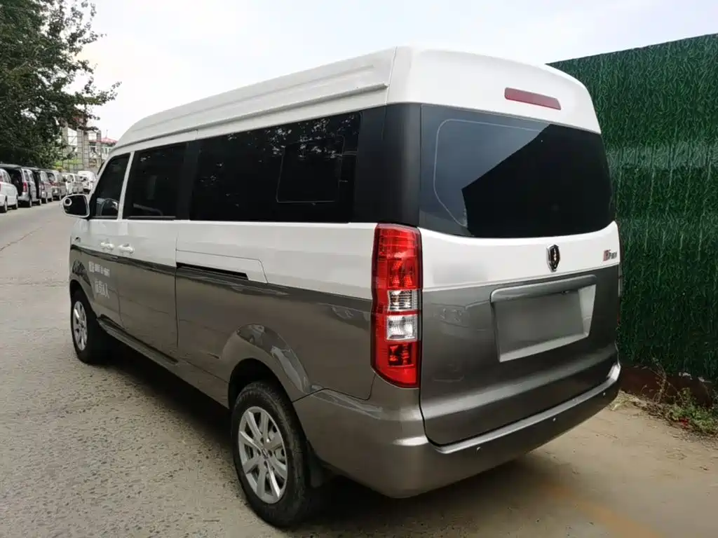 Jinbei Hiace X30L — фото 4