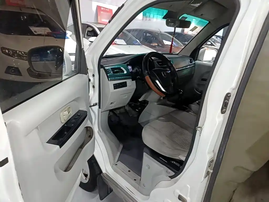 Jinbei Hiace X30L — фото 15