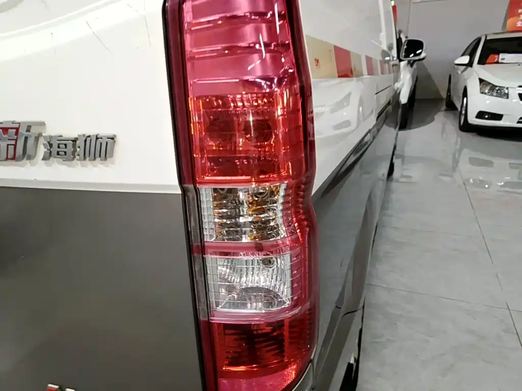 Jinbei Hiace X30L — фото 7