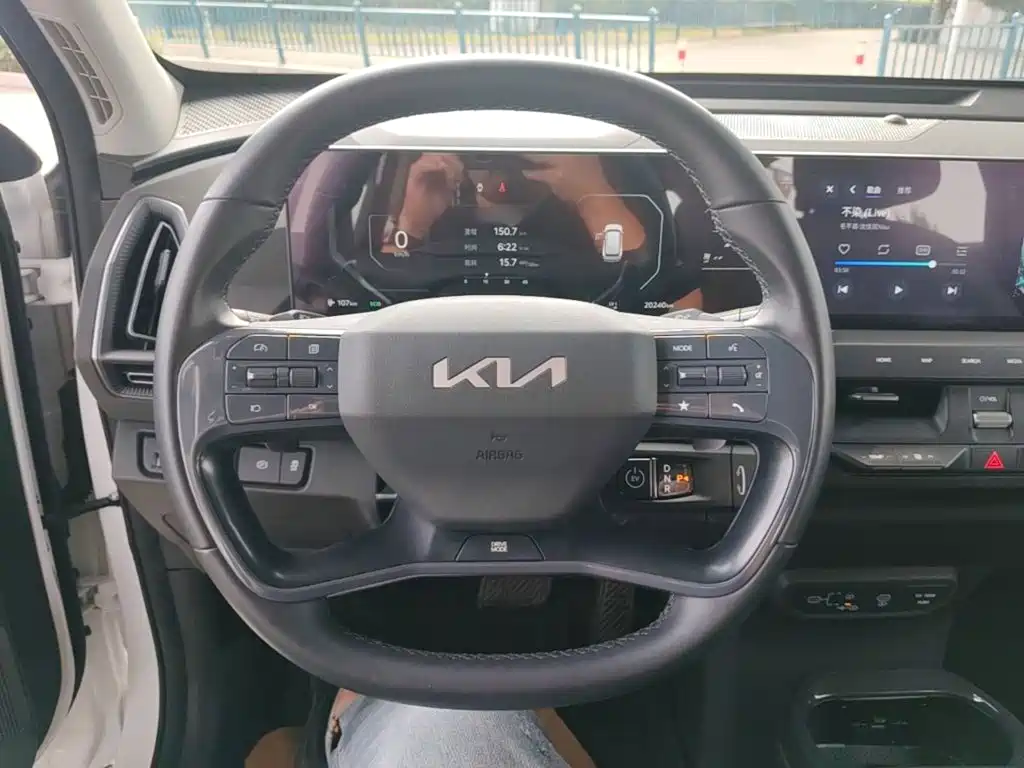 Kia EV5 — фото 10
