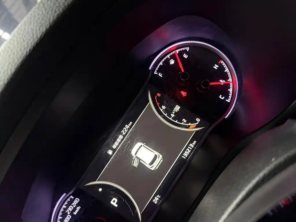 Kia Sportage — фото 11
