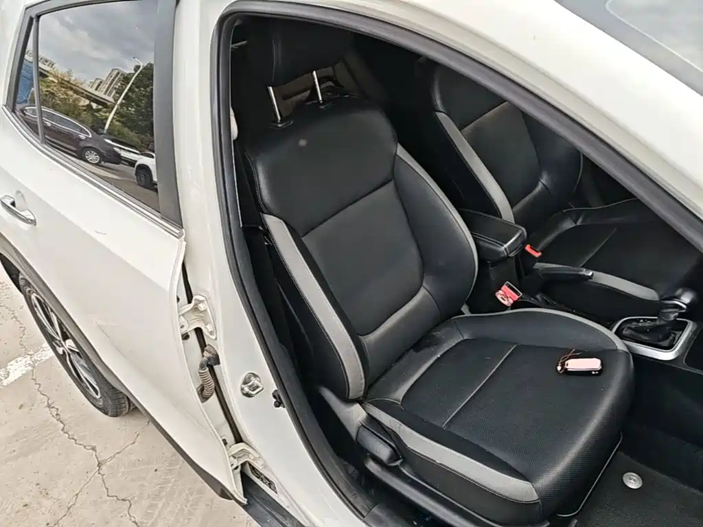 Kia KX1 — фото 24